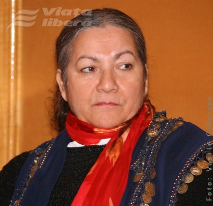 „Prinţesa” Cioabă face apostolat în slujba învăţăturii