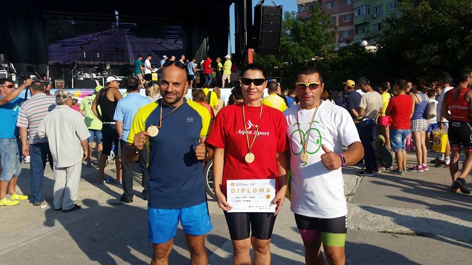 Două echipe gălăţene de ştafetă pe primul loc la Delta RowManiaTriatlon