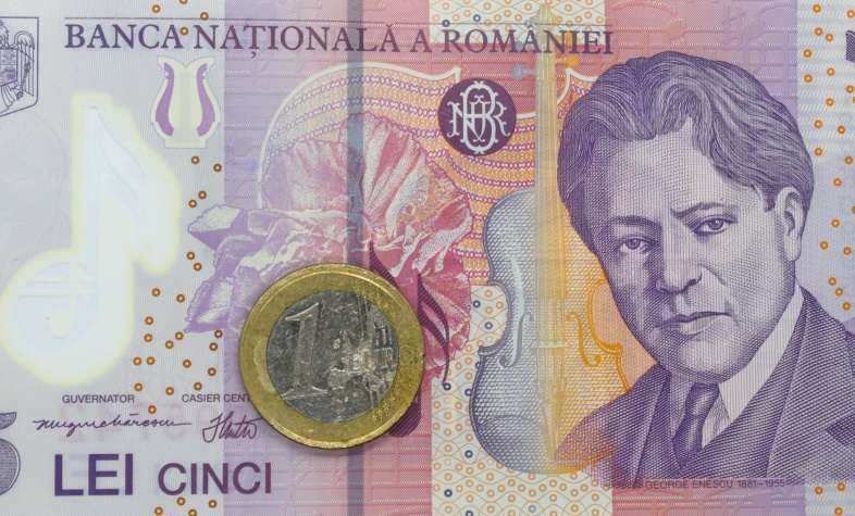 Leul se depreciază când este război