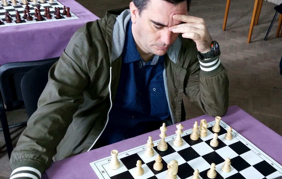 Poliţiştii locali gălăţeni, PREMIAȚI la şah, tir şi tenis de masă