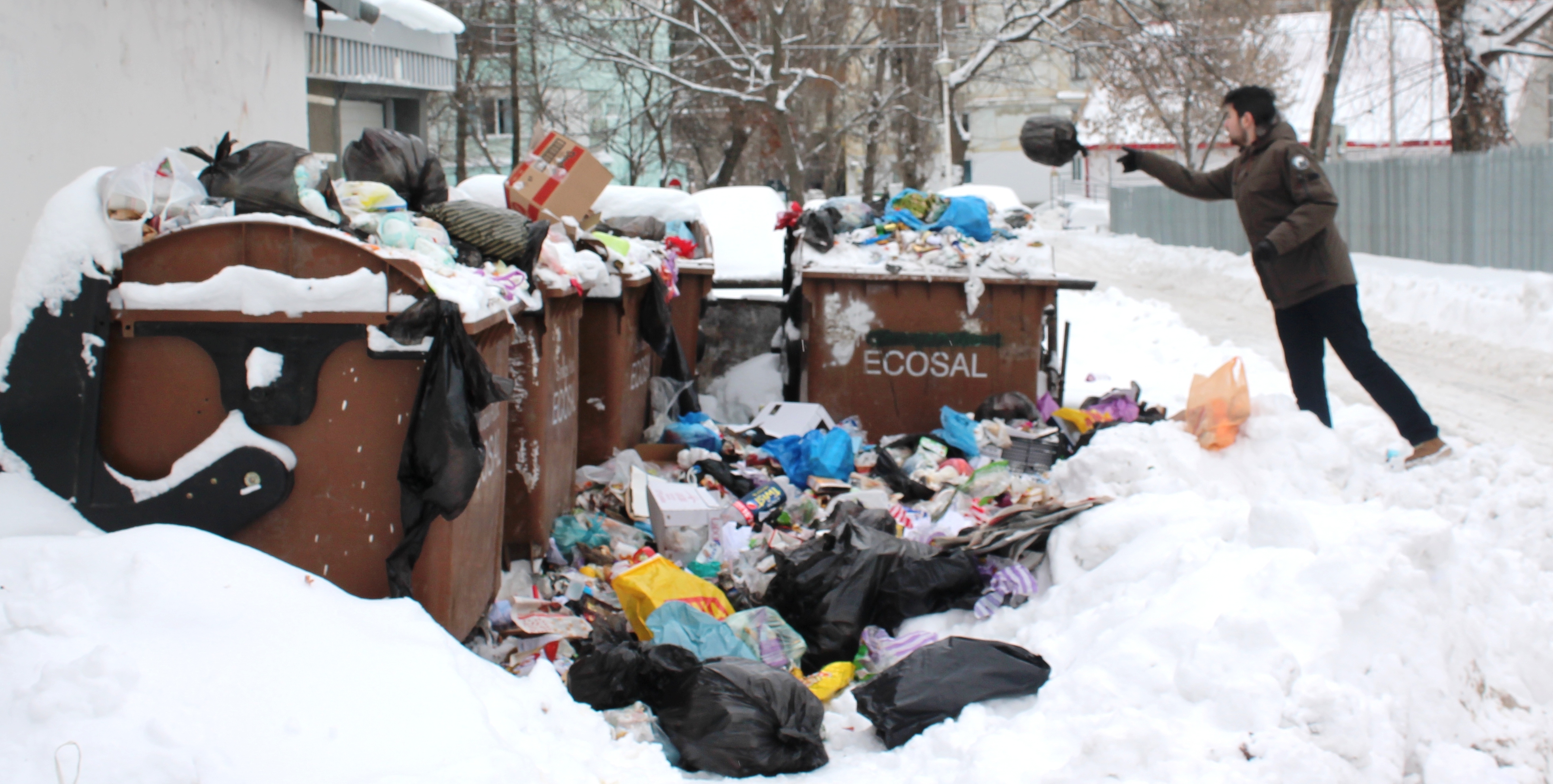 ZĂPADA nu va mai împiedica ridicarea gunoiului. VEZI ce măsură a luat ECOSAL