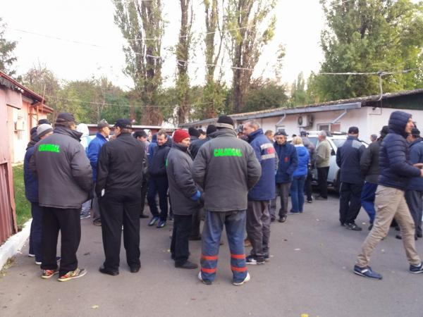 Bani cu ţârâita pentru angajaţii Calorgal, de sărbători