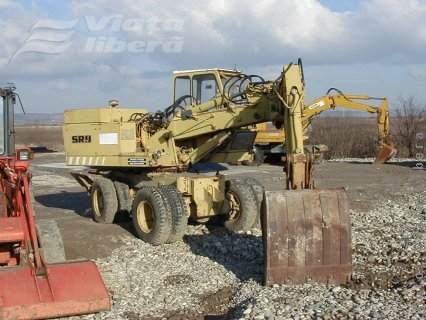 Cu buldozerul peste Dacie