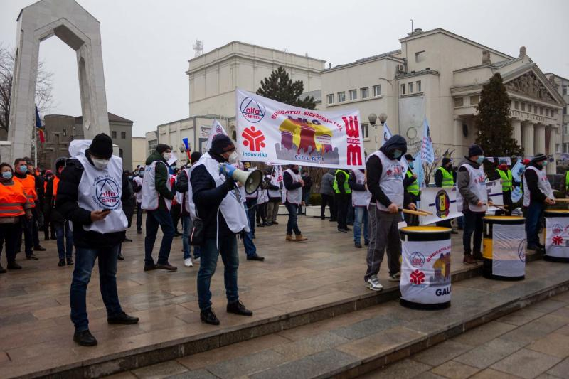 ”Experimentele sociale sub pretextul crizei trebuie oprite”