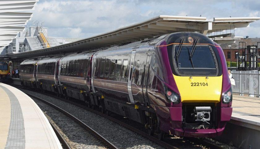 Guvernul britanic preia controlul asupra liniilor feroviare