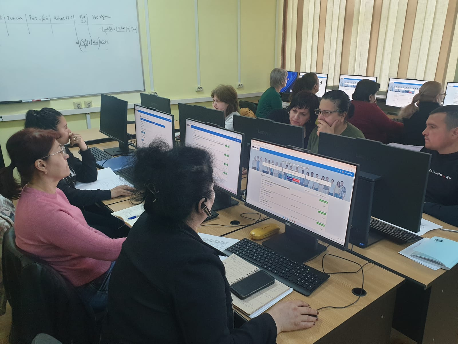 Curs informativ pentru operatori de calculator la AJOFM Galaţi