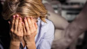 Două treimi dintre gălățencele bătute nu vor ca agresorii lor să fie monitorizați