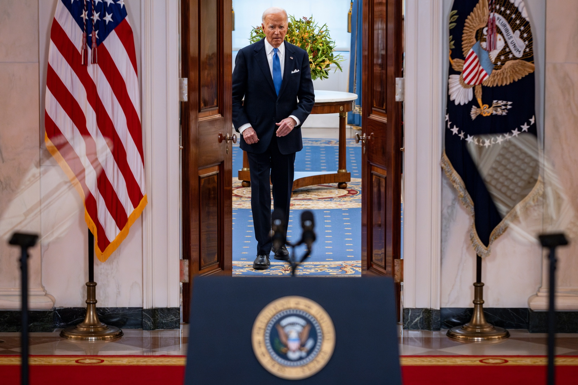 Susținerea pentru Biden în Partidul Democrat se prăbușește