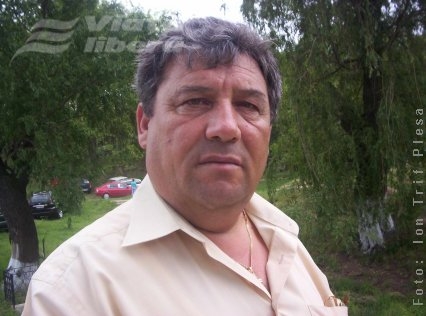 La autobuze noi, năravuri vechi 