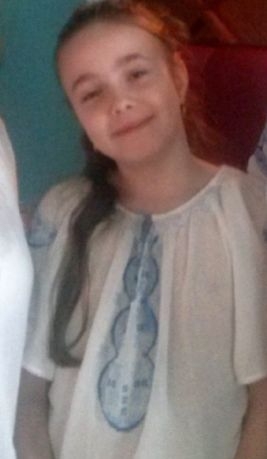 Petra Ana Mirică-Bobiţ, un fenomen. La 10 ani, e la al treilea volum publicat!