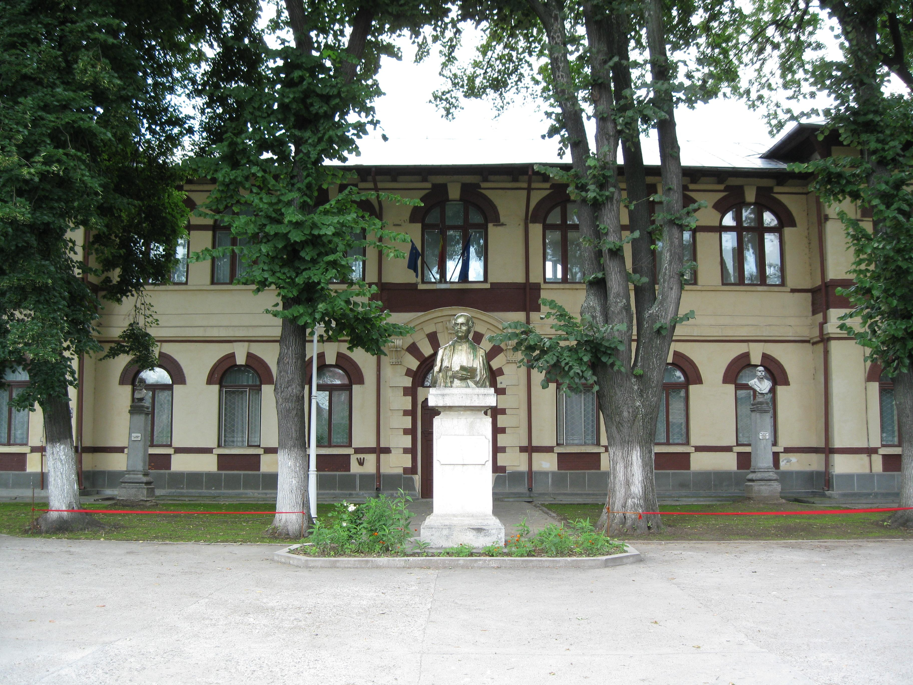 Coronavirusul închide încă un colegiu din Galați