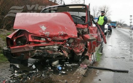 Se scumpesc asigurările! Ba nu, se ieftinesc!