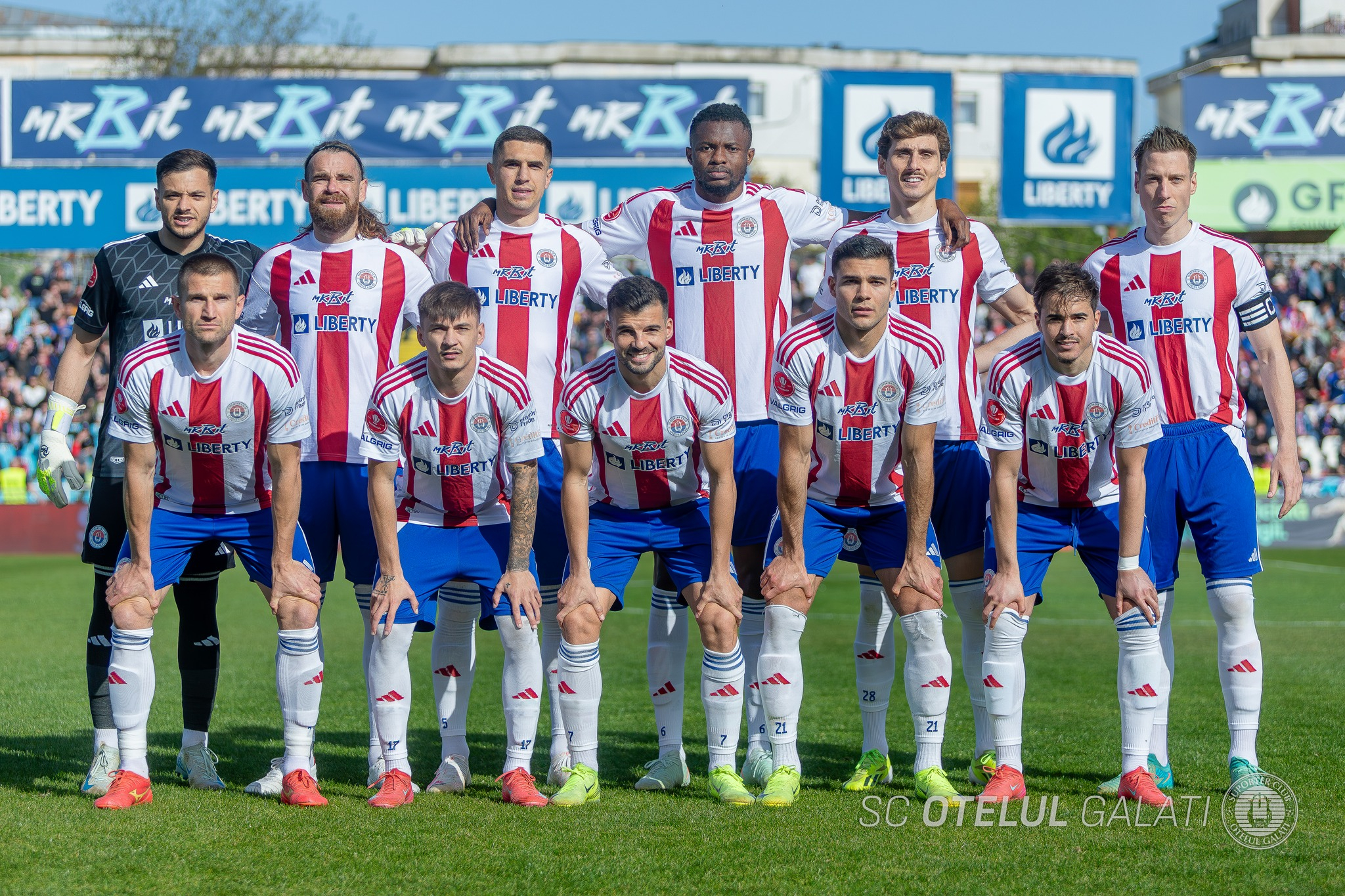 Oțelul poate rămâne doar cu șapte jucători pentru sezonul următor