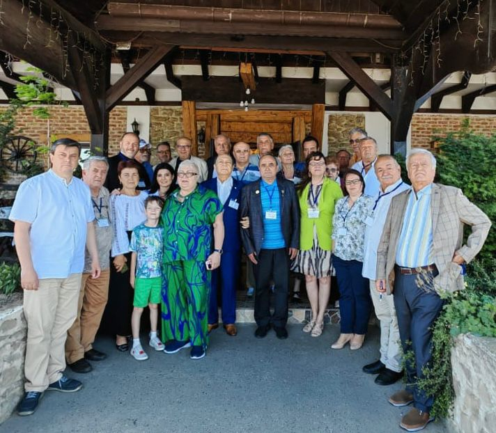 Presa scrisă, un fel de „rara avis”. Concluziile întâlnirii ziariștilor din regiune