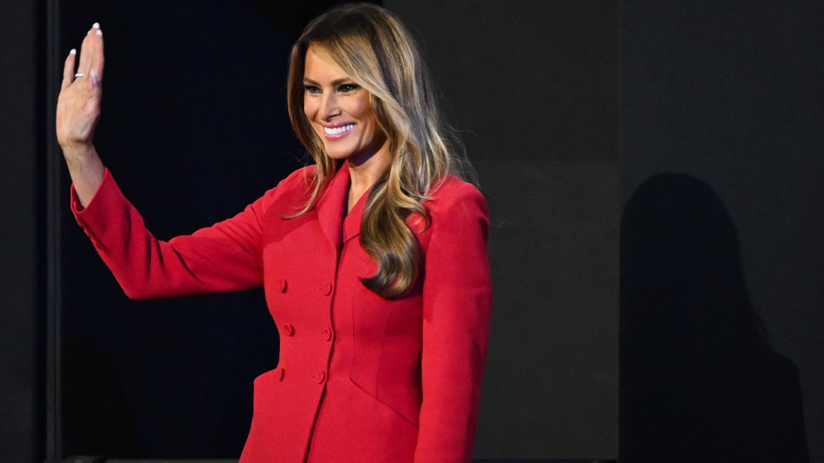 Melania Trump își vinde imaginea pe o sumă record