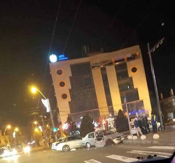Accident grav în centrul Galațiului. Trei persoane au ajuns la spital
