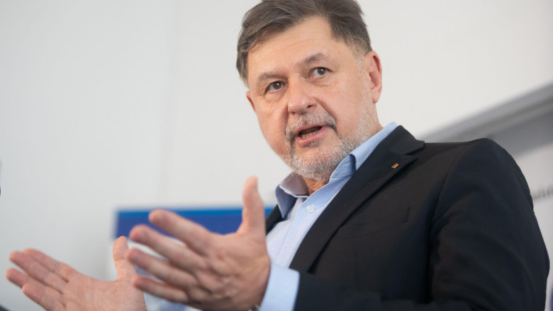 "Medicii ar trebui să declare că nu direcționează pacienții la privat"