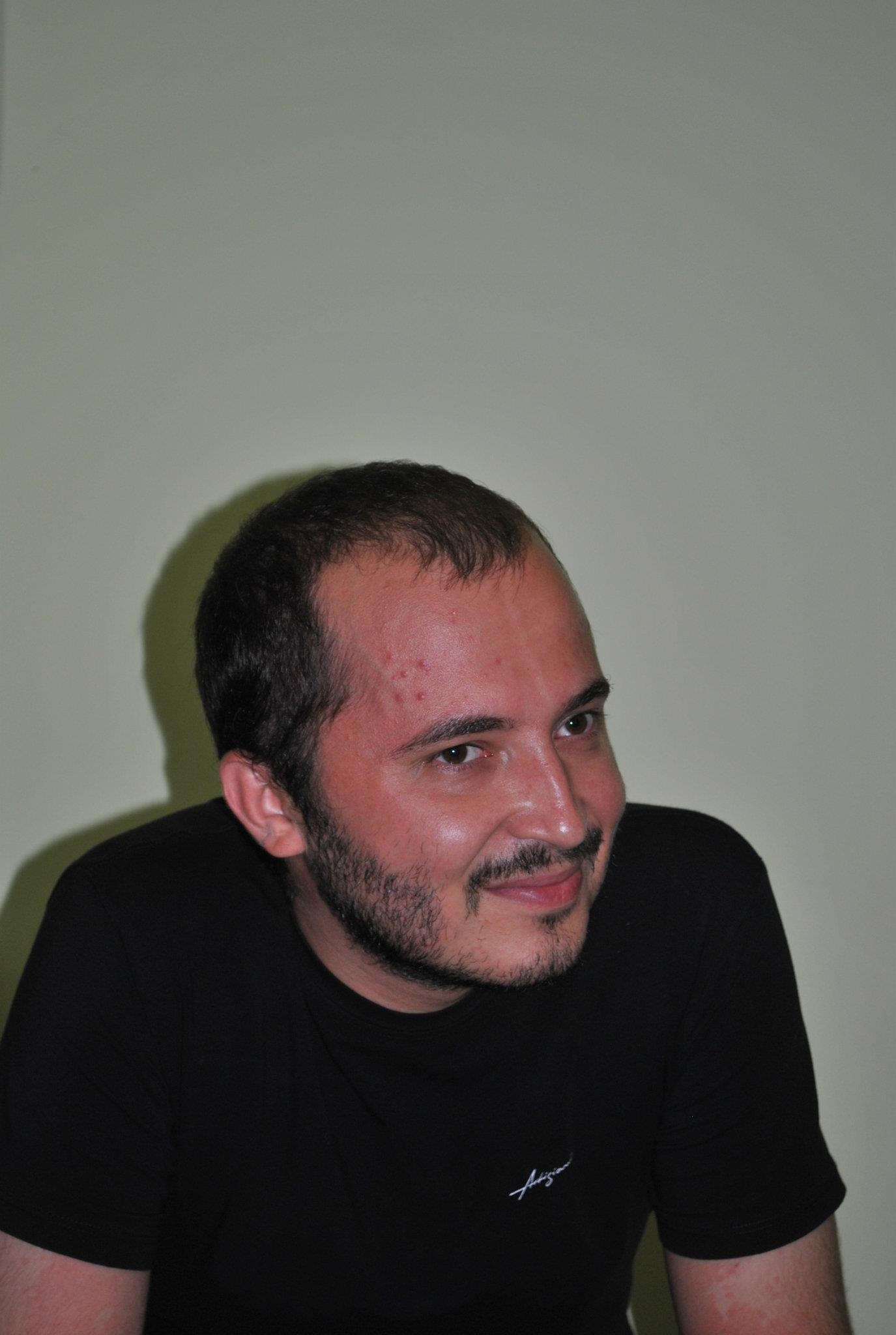 Cronică de cenaclu: Păpuşarul din matrioşcă