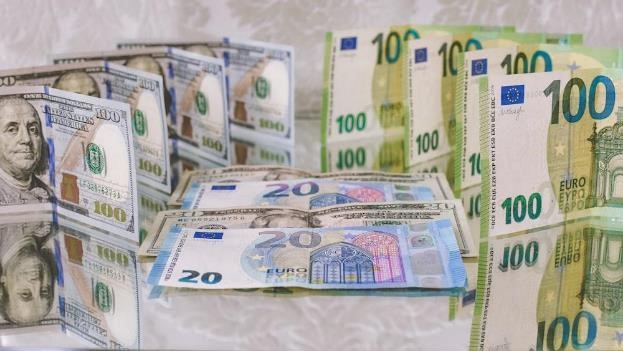 Modalități eficiente de a lua decizii financiare mai bune