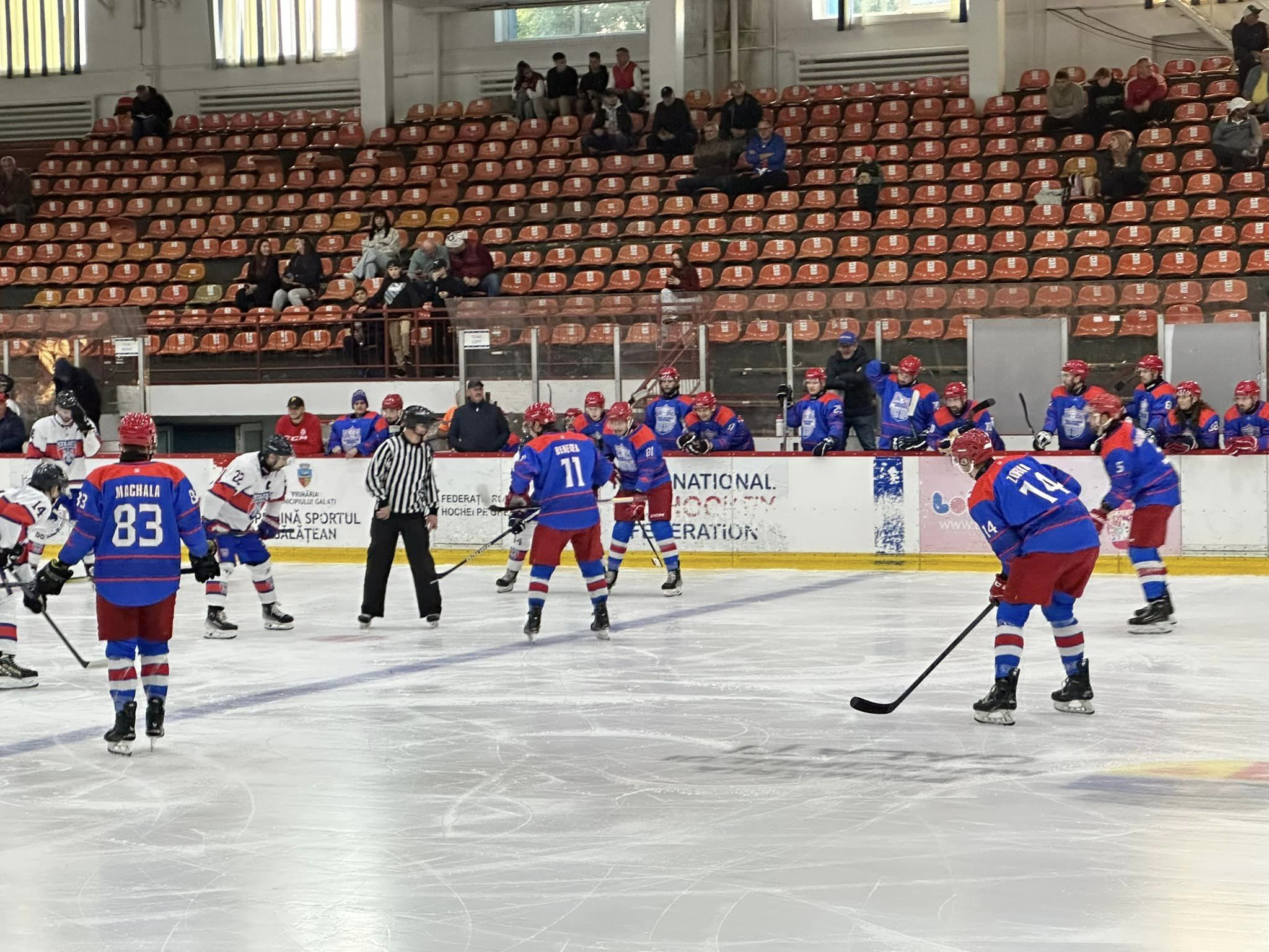 Un meci de hochei la Galați durează... două zile