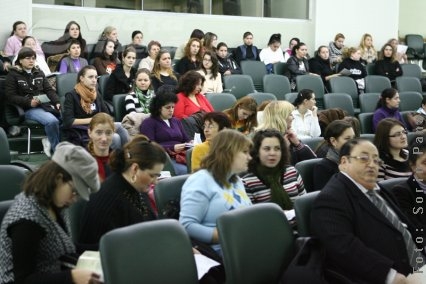 Simpozion despre cancer pentru elevii de la „Carol Davila”