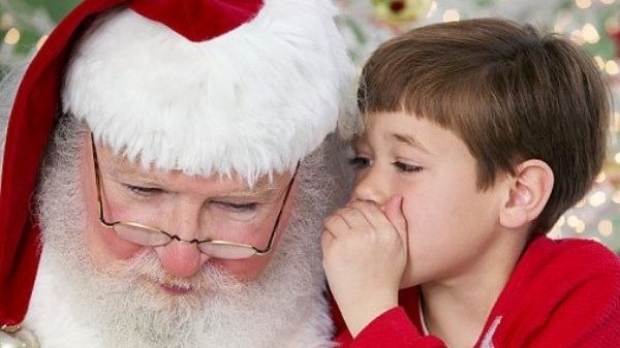 Alături de bătrânii şi copiii DEFAVORIZAŢI: Cu un mic gest puteti aduce MAGIA CRĂCIUNULUI şi în viaţa lor