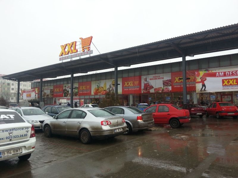Magazinul XXL Mega Discount din Galaţi va fi vândut
