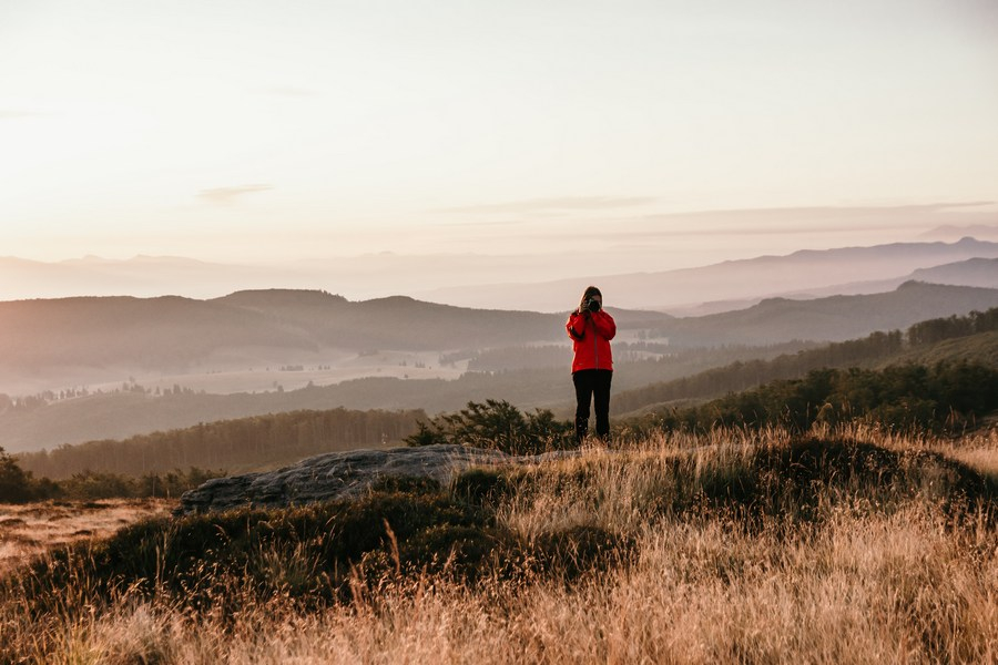 Povestea „celor două Românii” merge mai departe