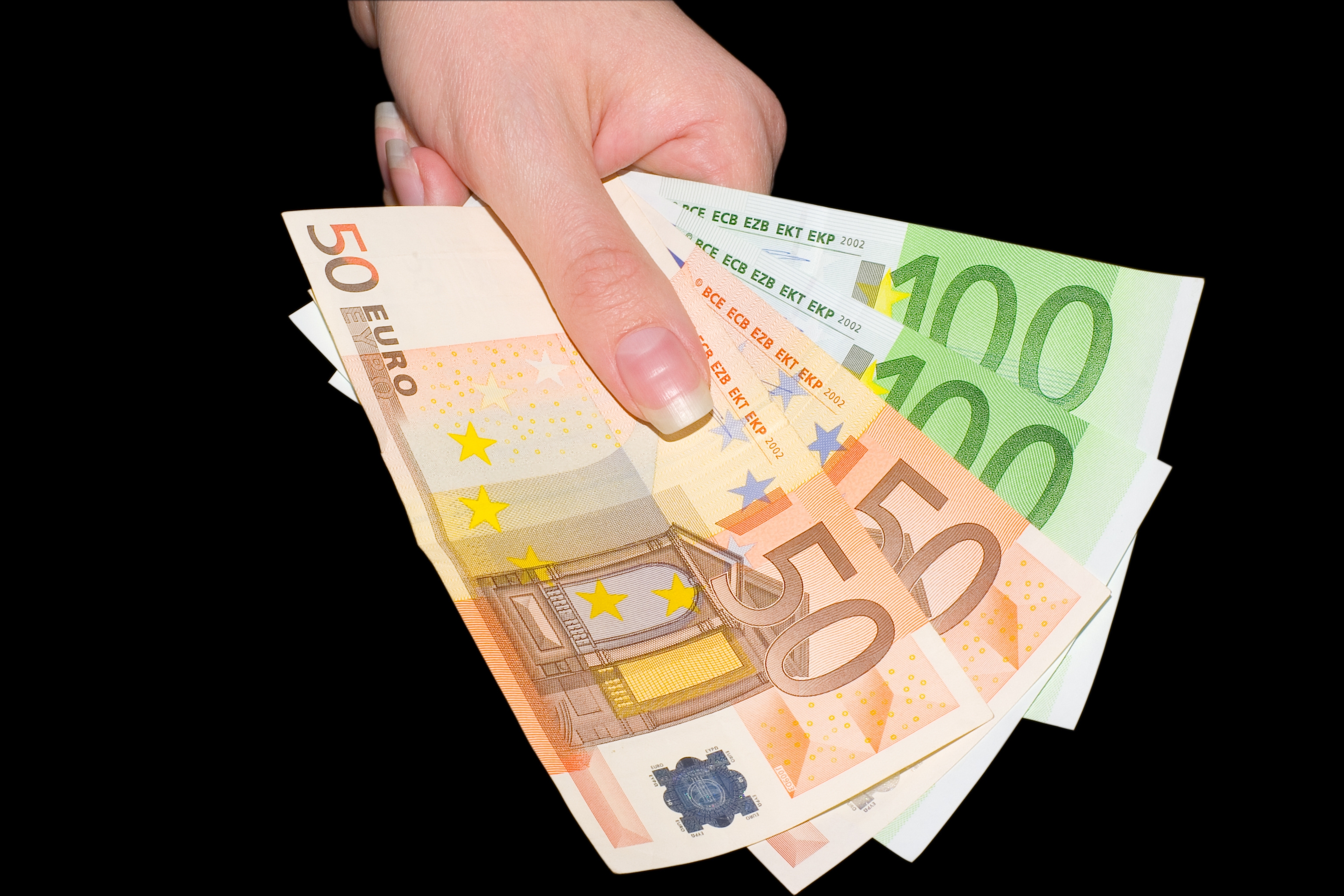 Cât e PLATA pe suprafaţă şi când se dau BANII