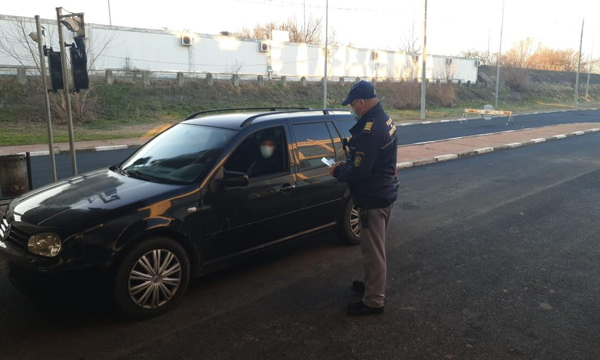 Cetăţean francez depistat fără permis