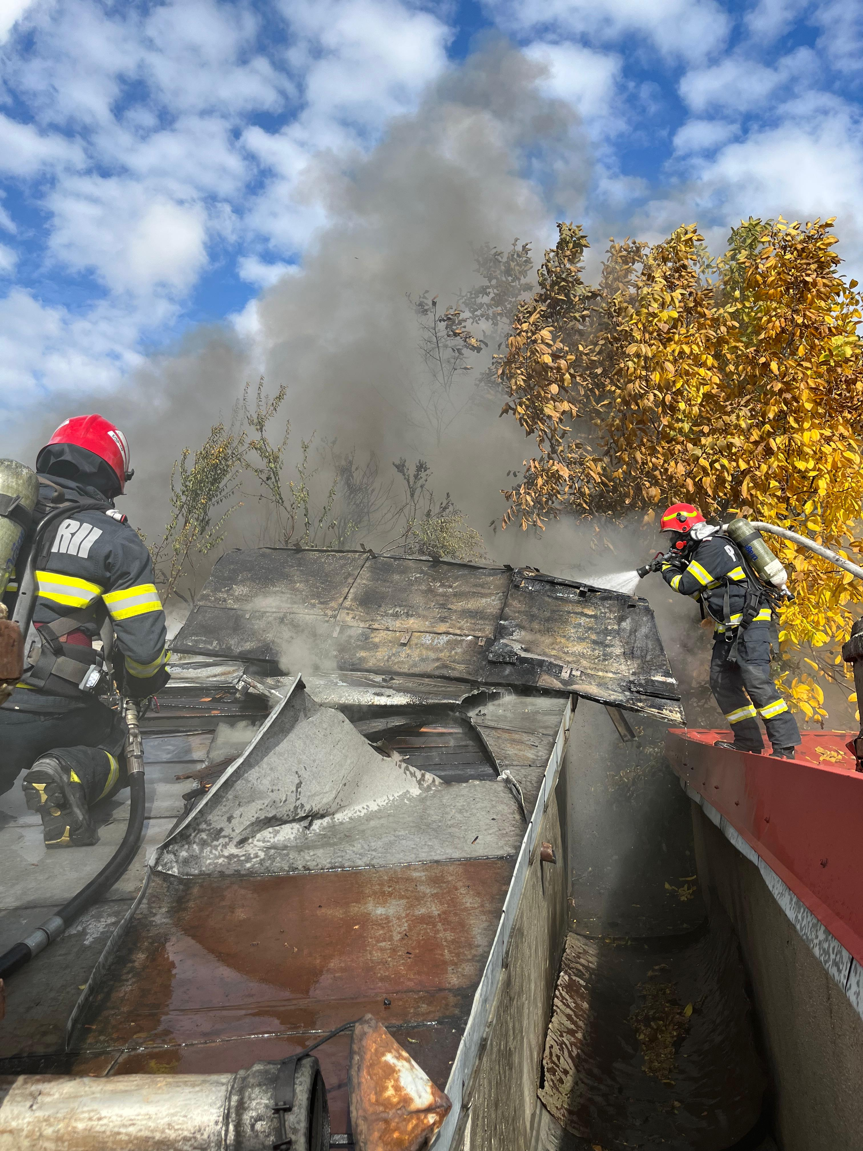 Incendiu la o locuință din municipiul Galați