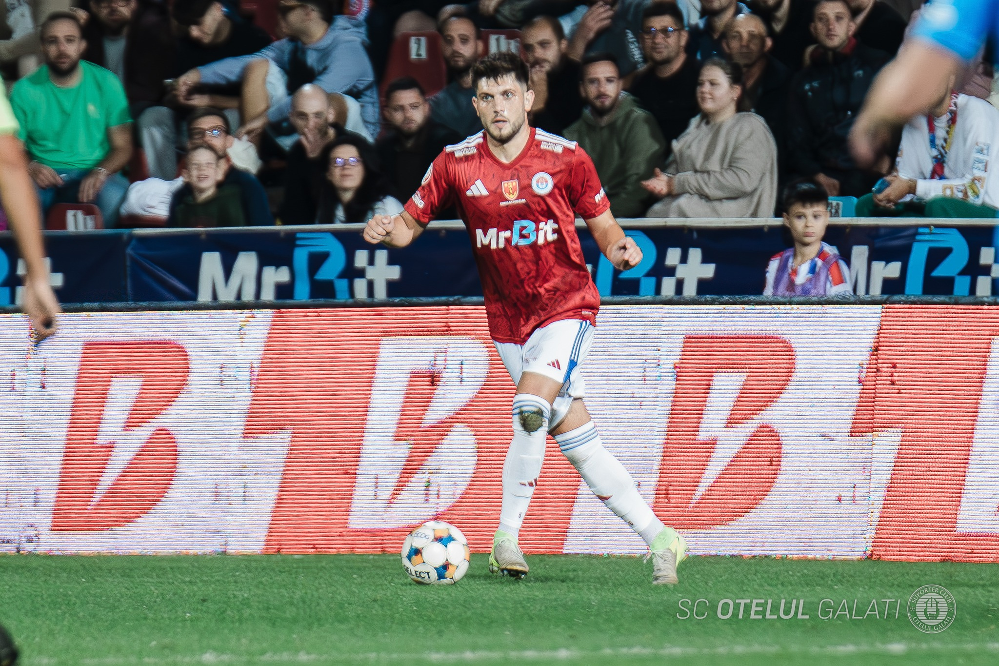 Revine un jucător important în defensiva Oţelului