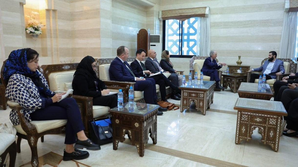 Noua conducere din Siria, dispusă să coopereze