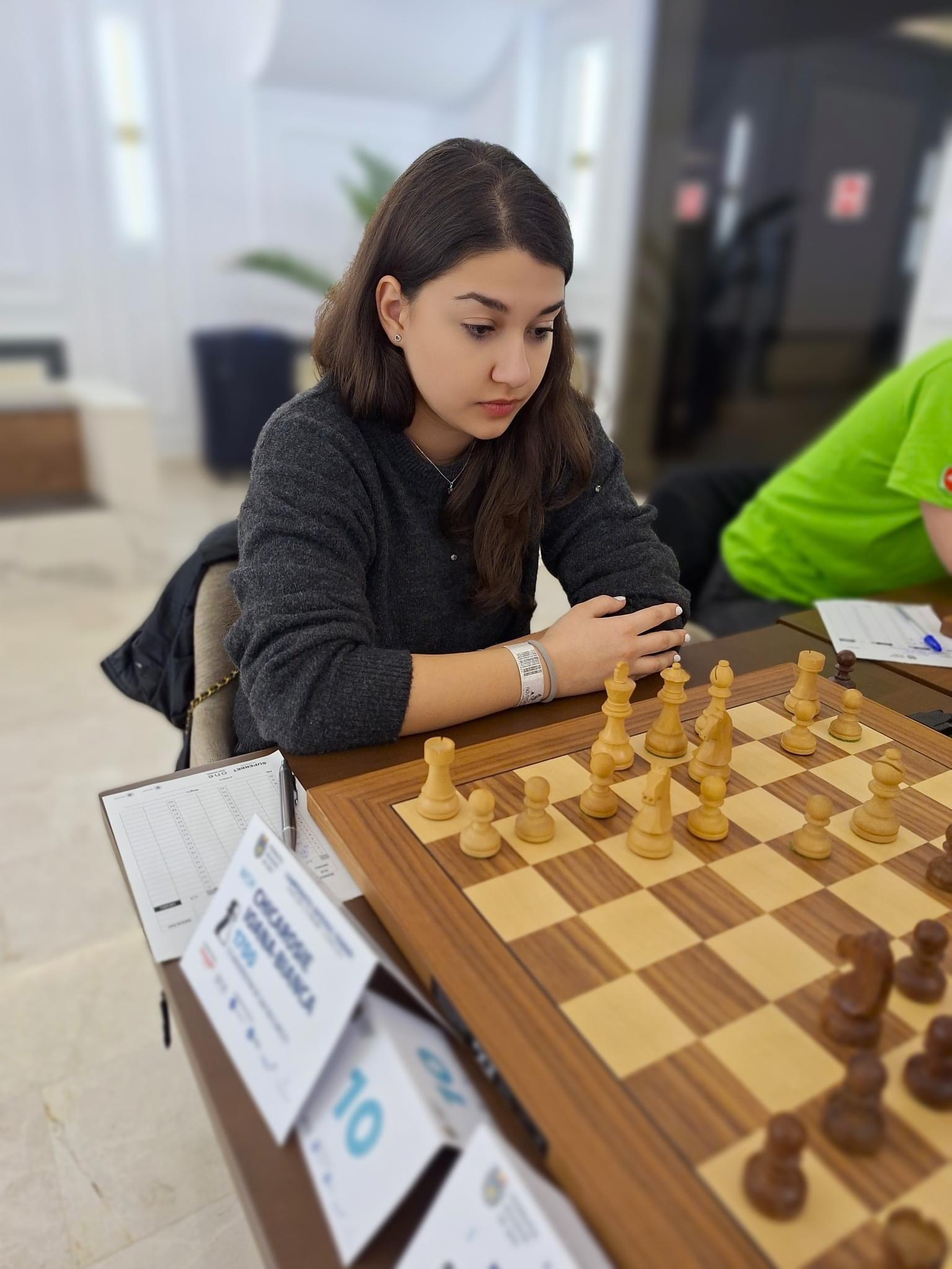 Șahul și matematica i-au deschis drumul spre succes