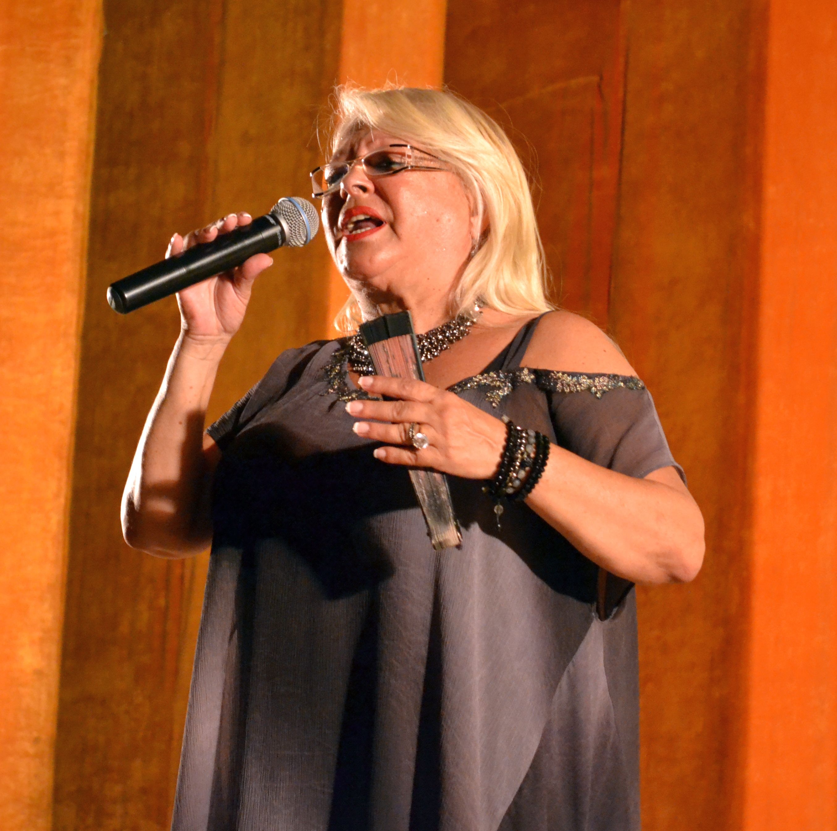 "Interviuri de top" - În ziarul de mâine: Mirabela Dauer, despre muzica românească actuală