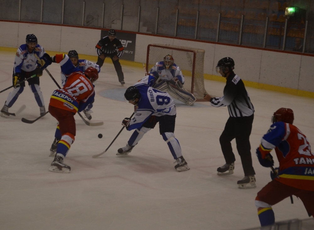 Turneu de hochei "Challenge Cup", la Galaţi