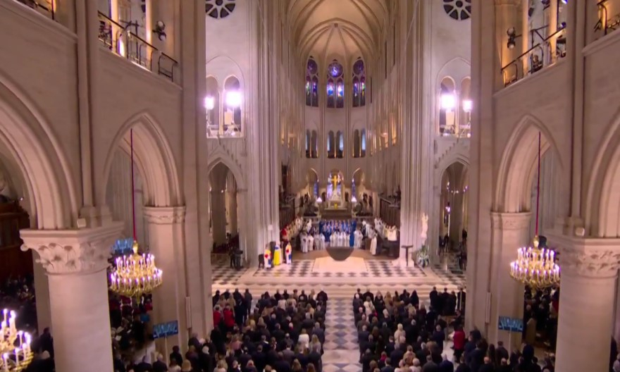 Catedrala Notre-Dame și-a redeschis porțile