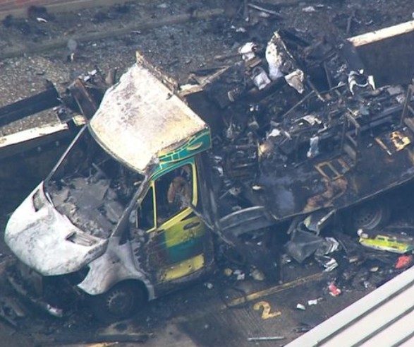 Bărbați arestați după incendierea a patru ambulanțe