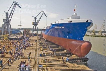 Un portcontainer pentru Germania, lansat la Damen Galaţi