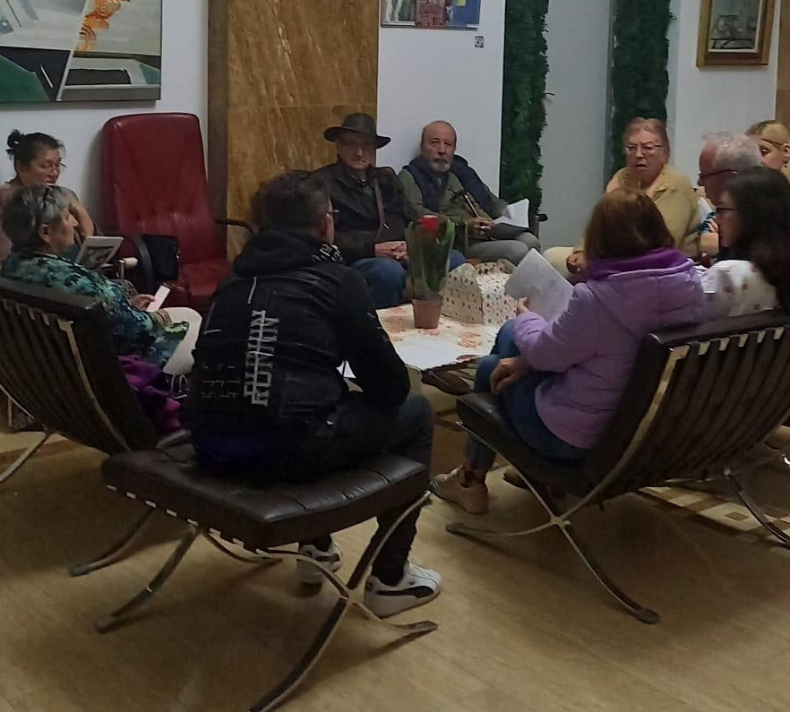 Cenaclul „Noduri şi Semne”. Gramatica genezei