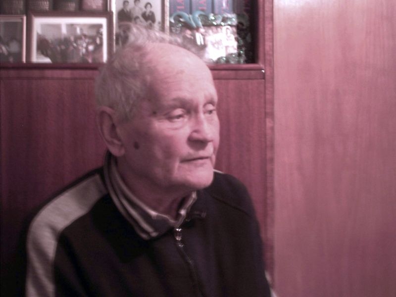 EXCLUSIV VL / Omul care a trăit pe Aerodromul Galaţi, zburător pe meleaguri străine