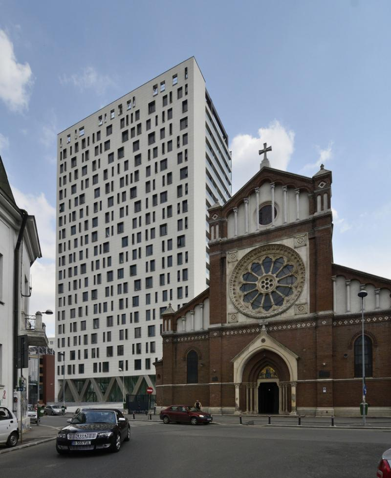 Primarul Capitalei a semnat dispoziția de demolare pentru Cathedral Plaza
