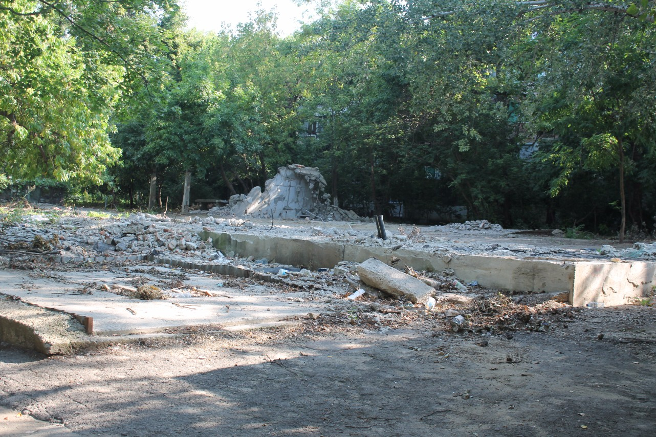 Ţiglina I, cartierul oamenilor care bat la "poarta surdului"