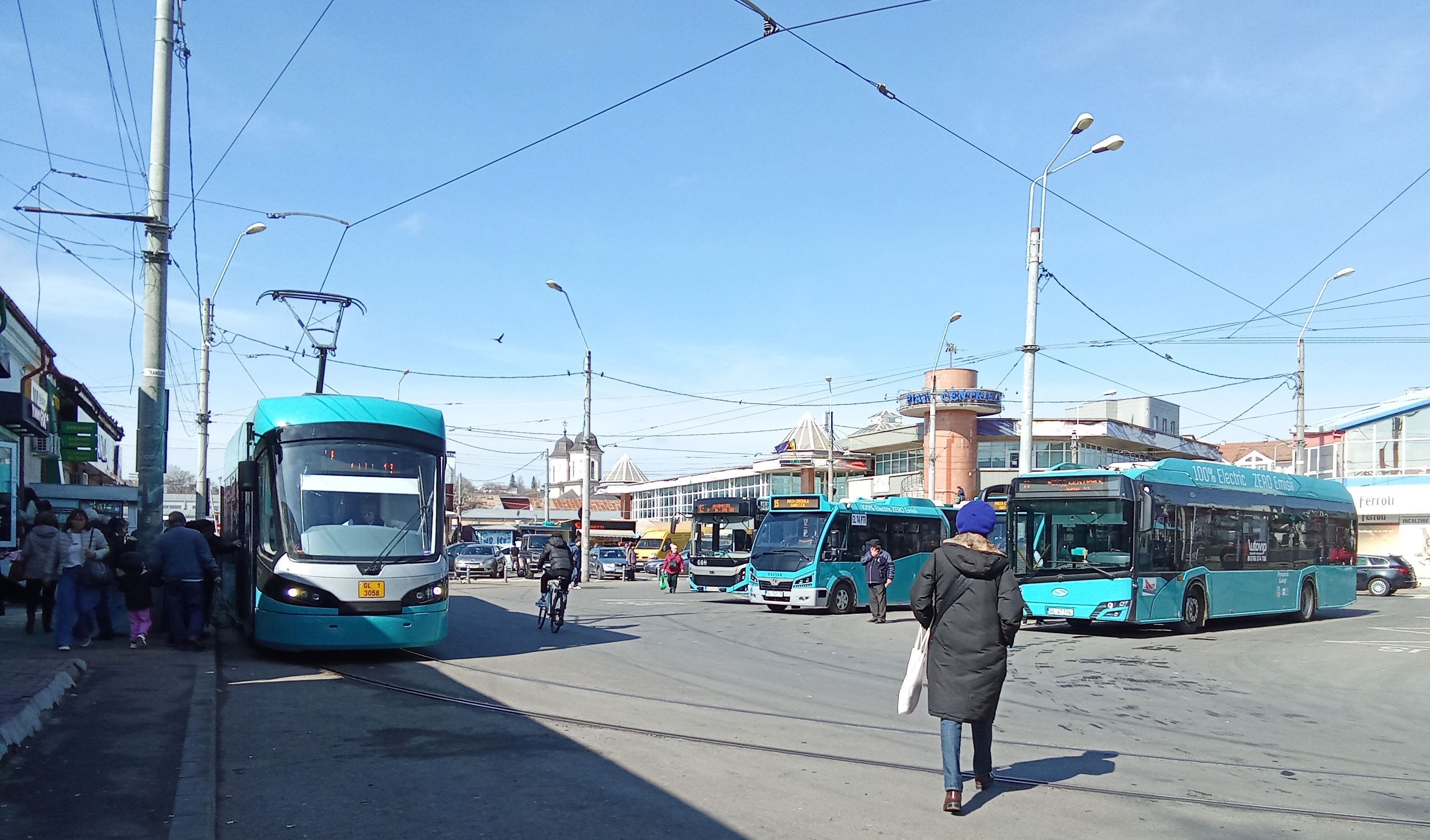 Cât câștigă și ce pierd șoferii și vatmanii Transurb. Salarii, sporuri, compensații și prime