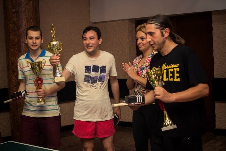 Breasla JURNALIŞTILOR GĂLĂŢENI are CAMPIONI la tenis de masă