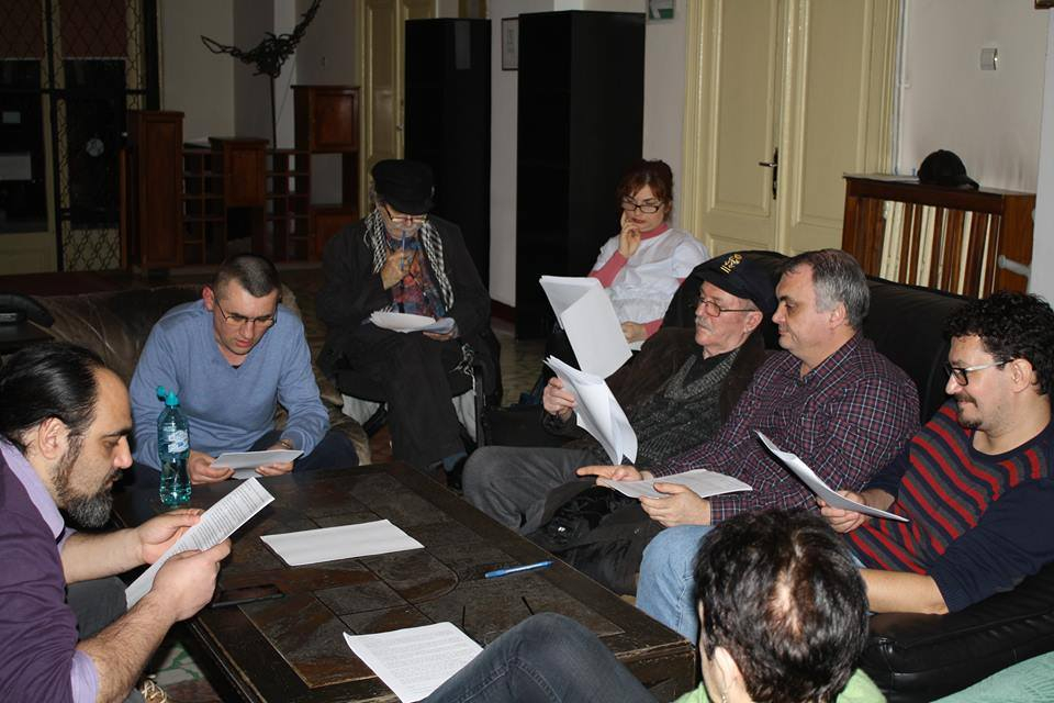 CRONICĂ DE CENACLU | O poveste bine ticluită