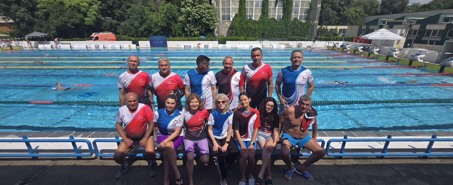 Înotătorii veterani, 70 de medalii la "Naționale"