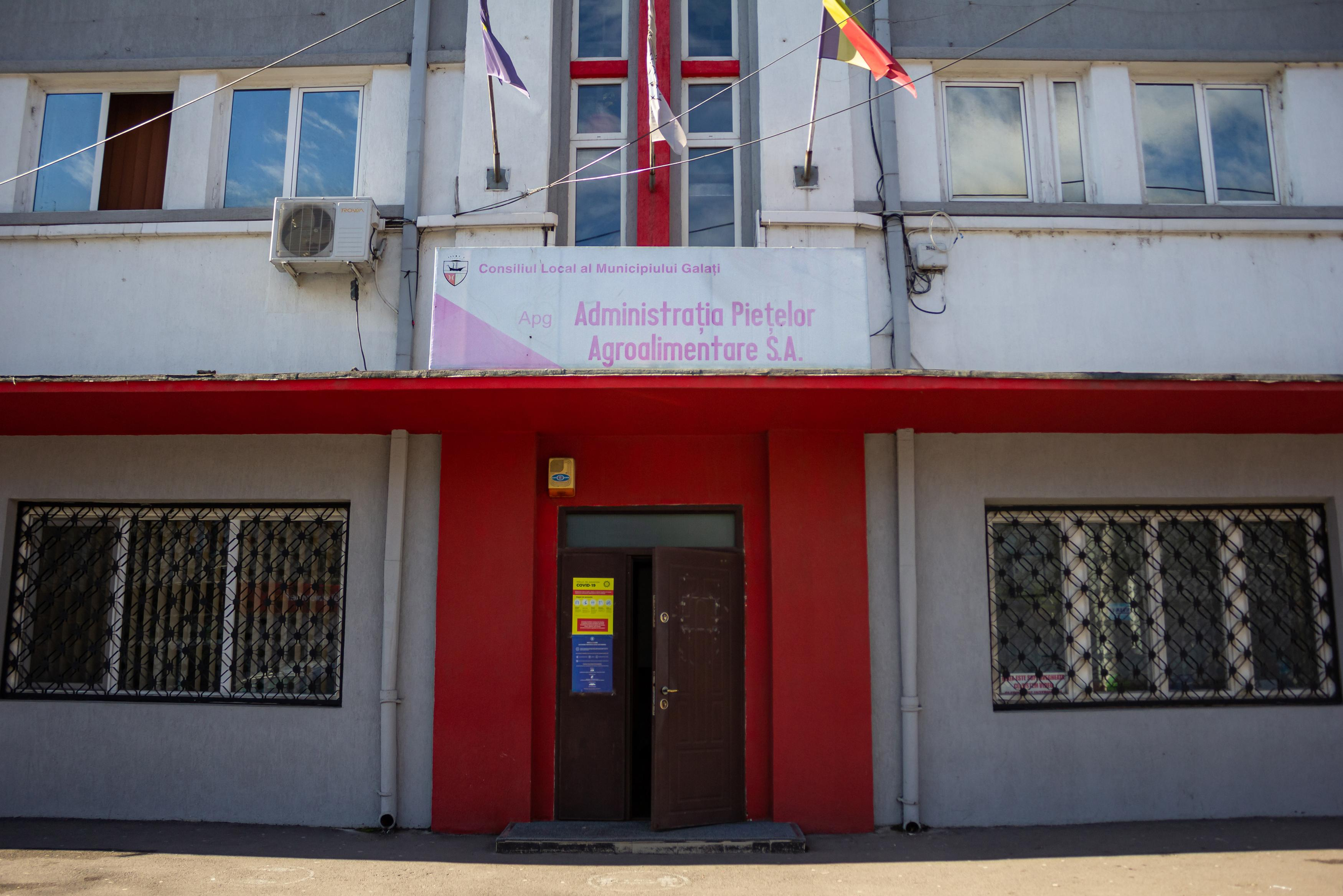 Administraţia Pieţelor, rampă de lansare în politica mare. Directori cu carnet de partid