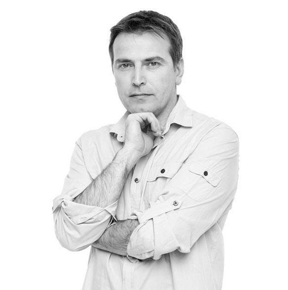Scena românească, din nou în doliu! A murit un cunoscut actor de teatru și film