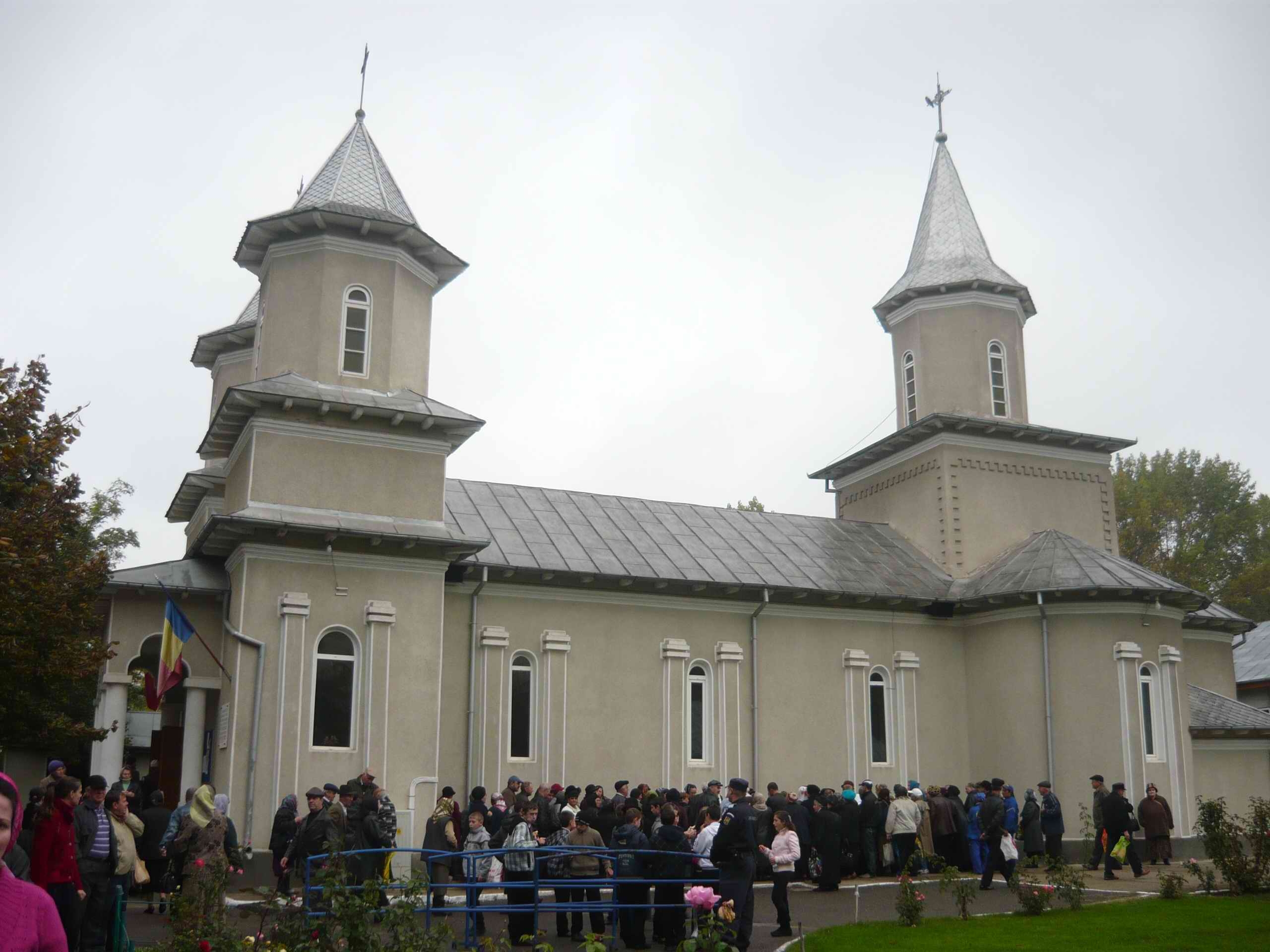 Cronică de istorie veche / Altare închinate Izvorâtorului de Mir